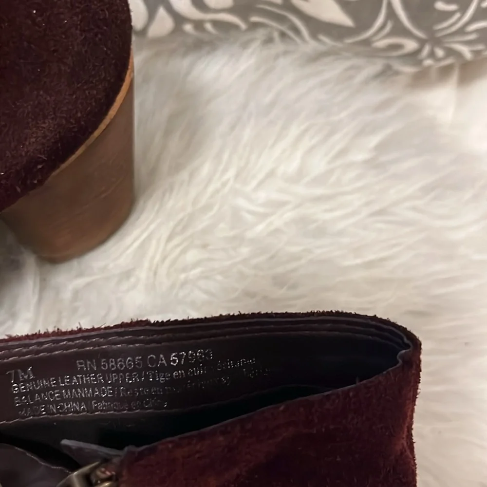 BP Bugundy Maroon Merlot Red Suede Leather Ankle Boots Booties Sz 7